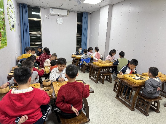 周末課堂下棋日常_副本.jpg